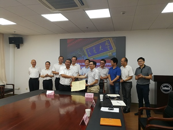 1531818855129611.jpg 2.jpg